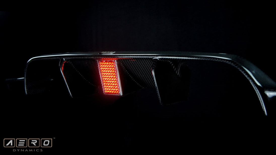 AERO Diffusor LED Carbon für BMW M3 M4 F8X (8797070197027)